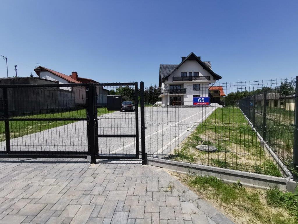 Tanie Noclegi, Kwatery, Pokoje Do Wynajecia , Targi Kielce Exterior photo